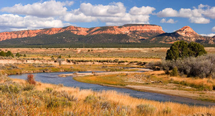 river and mountains in hatch